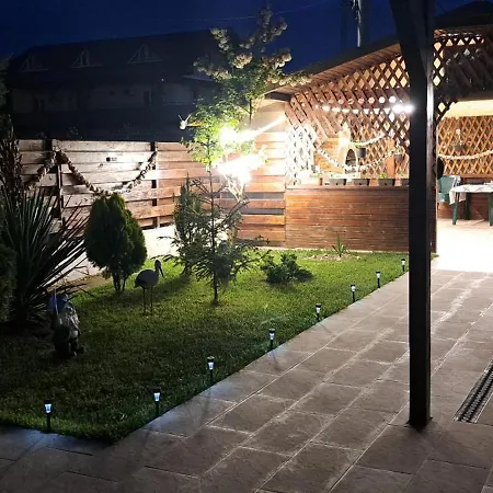 Pensiunea Nikolas Maison d'hôtes Două Mai