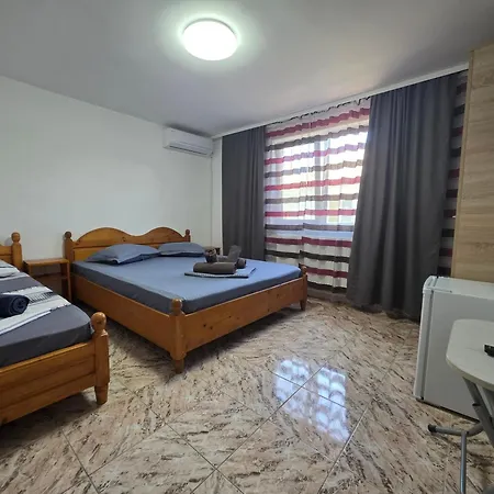 Pensiunea Nikolas Maison d'hôtes 3*